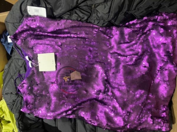 Luxury Retailer Apparel Pallet - Image 4