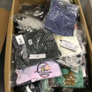 Mixed kids and adults clothing pallets