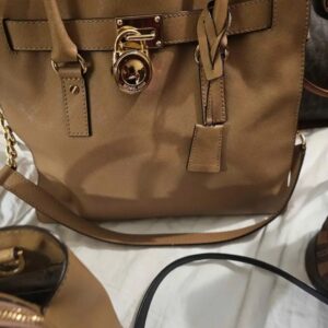 Top Branded Designer Handbags Wholesale.