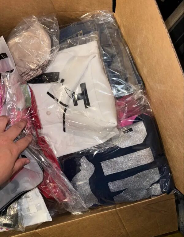 New Shein clothes box. - Image 2