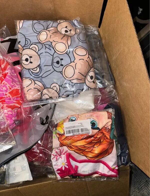 New Shein clothes box. - Image 3