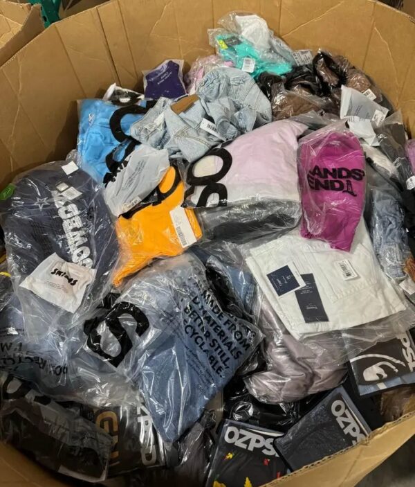Mix clothing pallet (500 pcs) - Image 4