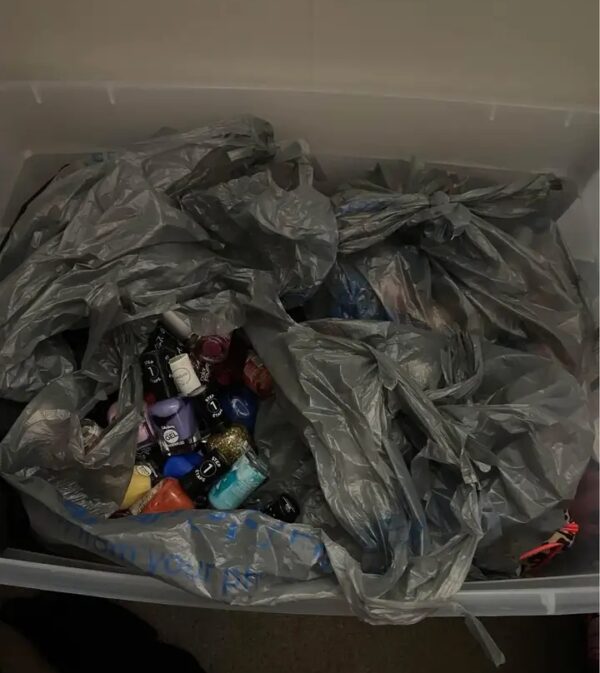 Makeup and nail polish lot (280 to 300 pieces)