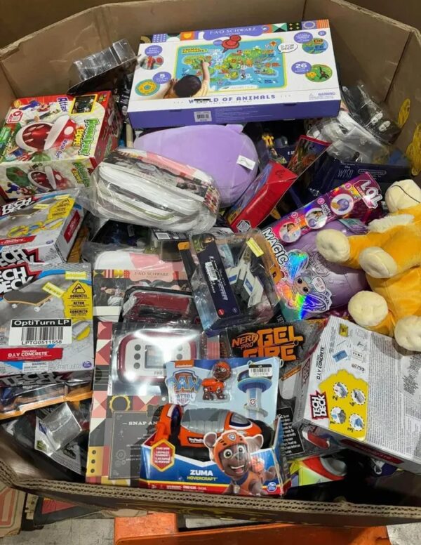 Toy Pallet  (300 pieces)