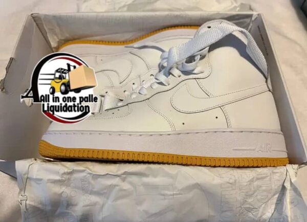 Nike Shoes Pallet (50 pairs) - Image 3